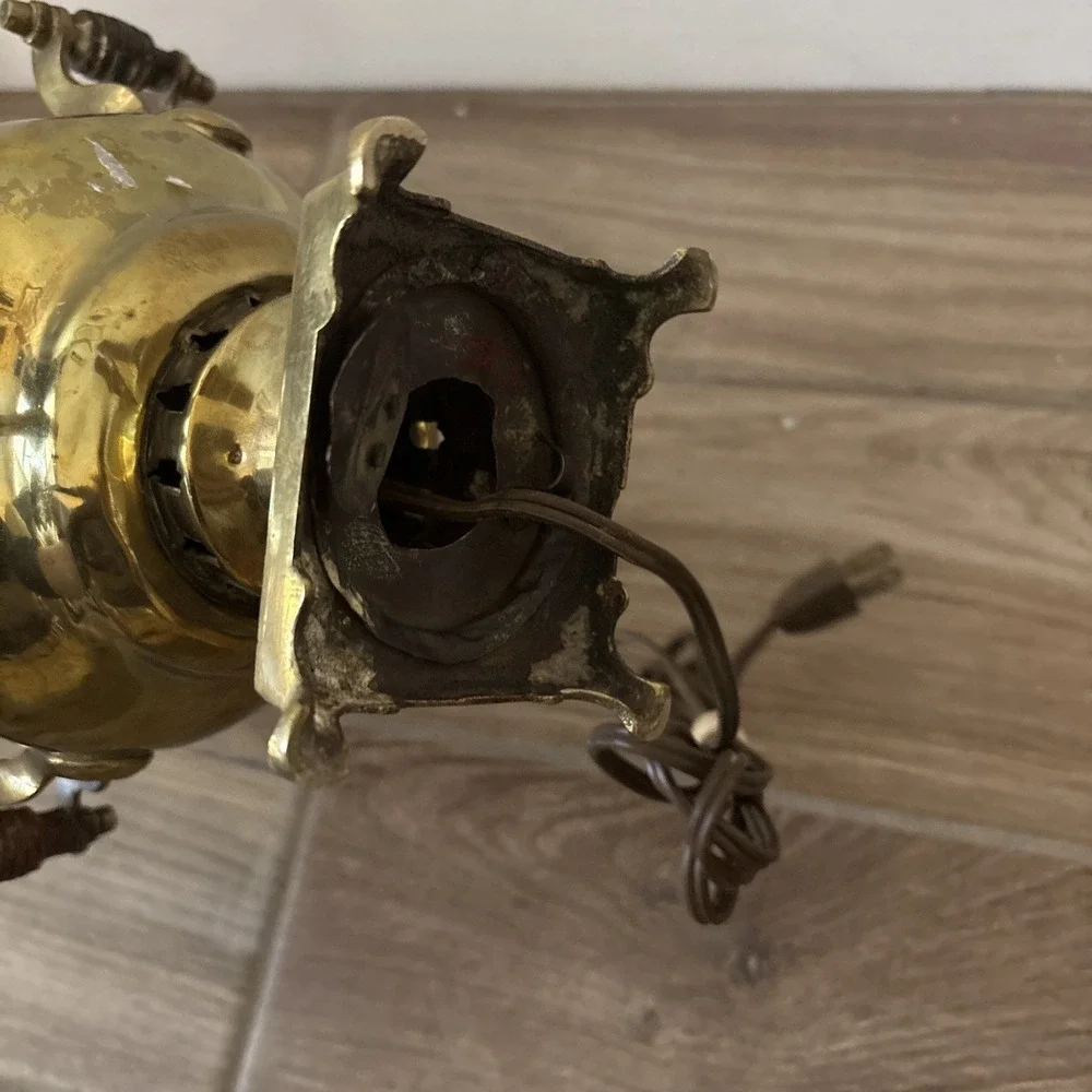 Vintage Brass Samovar Table Lamp Beautiful‎ Lamp Used, Tested, Working 10